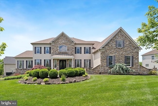66 Goldfinch Cir, Phoenixville, PA 19460