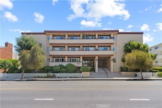 5412 Lindley Ave Unit 108, Encino, CA 91316