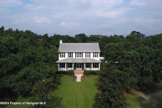 23337 Lake Lindsey Rd, Brooksville, FL 34601
