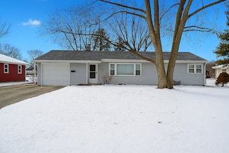 740 N Elmwood Dr, Aurora, IL 60506