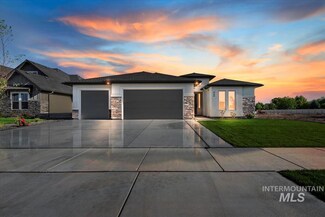 868 W Tall Prairie Dr, Meridian, ID 83642