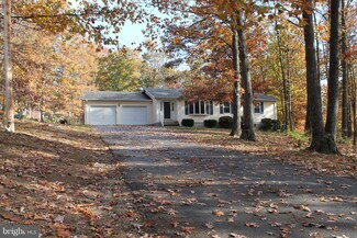 156 Oak Hill Ln, Stephenson, VA 22656