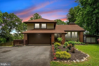 11239 Putman Rd, Thurmont, MD 21788