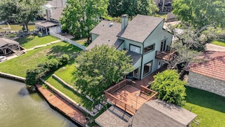 696 Harbor Dr N, Azle, TX 76020