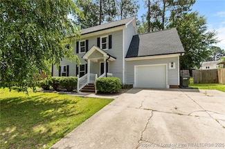 662 Glenola St, Fayetteville, NC 28311