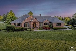 923 T Ave, Council Grove, KS 66846