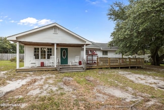 680 Broad Creek Loop Rd, Newport, NC 28570