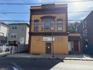 1014 E Grand St, Elizabeth, NJ 07201