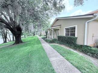 11893 Raintree Dr, Temple Terrace, FL 33617