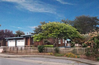 262 Vermont Ave, Moss Beach, CA 94038