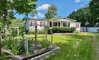 134 Terry Ln, Glen Jean, WV 25846