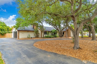 27531 SW 167th Ave, Homestead, FL 33031