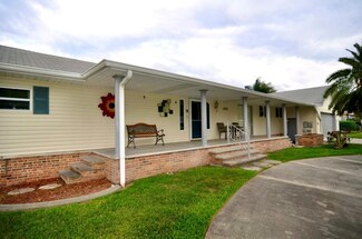 12712 Lake Dora Cir, Tavares, FL 32778