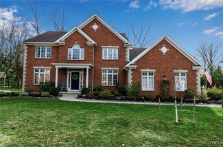 6682 Westminster Dr, East Amherst, NY 14051