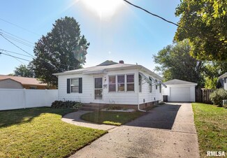 9 Starcevich Ct, Pekin, IL 61554
