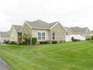 9525 Bent Grass Run Unit D, Clarence Center, NY 14032
