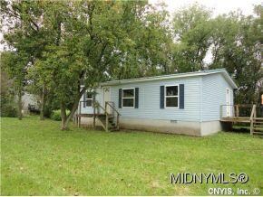5071 Bear Path Rd, Munnsville, NY 13409