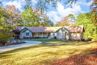 171 Griffith Ln, Tallassee, AL 36078