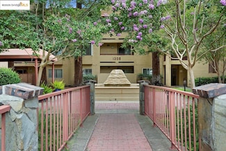 1308 Walden Rd Unit 32, Walnut Creek, CA 94597