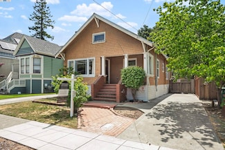 1346 Grove St, Alameda, CA 94501