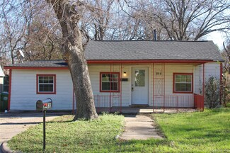 809 Mirike Dr, Fort Worth, TX 76108