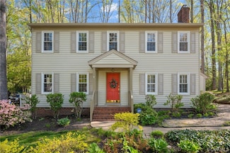 2829 McManaway Dr, Midlothian, VA 23112