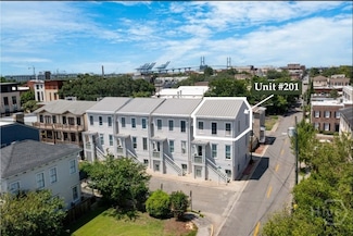 302 Lorch St Unit 201, Savannah, GA 31401