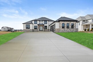 9750 Sweetspire Ave, Saint John, IN 46373