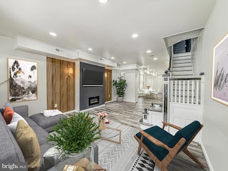 5849 Washington Ave, Philadelphia, PA 19143