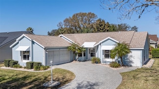 1001 Del Rio Dr, Lady Lake, FL 32159