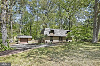 12008 Whip Rd, Reston, VA 20191