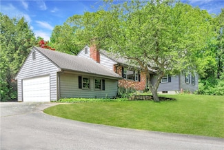 40 Boombridge Rd, Westerly, RI 02891