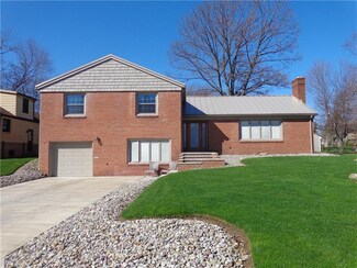 610 Koehler Dr, Sharpsville, PA 16150