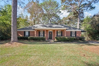 1779 Ranch House Dr, Semmes, AL 36575