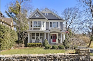 135 Harrison Ave, Fair Haven, NJ 07704