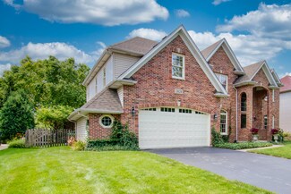 2624 Freeland Cir, Naperville, IL 60564
