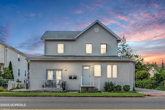176 Main St, East Brunswick, NJ 08816