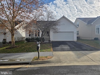 110 April Ave, Stephens City, VA 22655