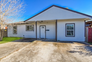1107 Christine St, Houston, TX 77017