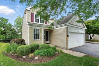 223 Mistwood Ln, Crystal Lake, IL 60014
