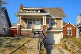 2850 Mersington Ave, Kansas City, MO 64128