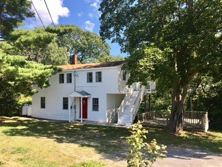 39 Dedham St, Portland, ME 04103