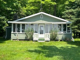 13877 Peninsula Point Rd, Lac Du Flambeau, WI 54538