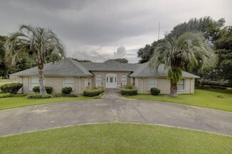 600 N Deshotel Ave, Kaplan, LA 70548