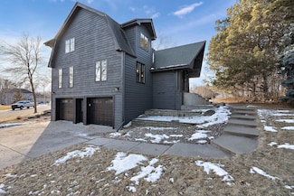 8877 Merrimac Ln N, Osseo, MN 55311