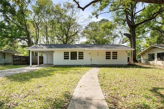 1016 Shady Brook Dr, Mobile, AL 36606