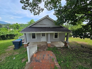 5023 Logan St NW, Roanoke, VA 24017