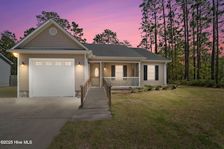 534 Prospect Rd, Southport, NC 28461