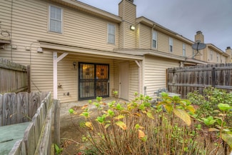 1749 Fox Hunt Ln, Memphis, TN 38134