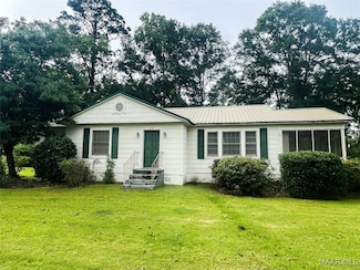 276 E Rose St, Georgiana, AL 36033